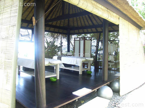 ALiLa Manggis boutique 92